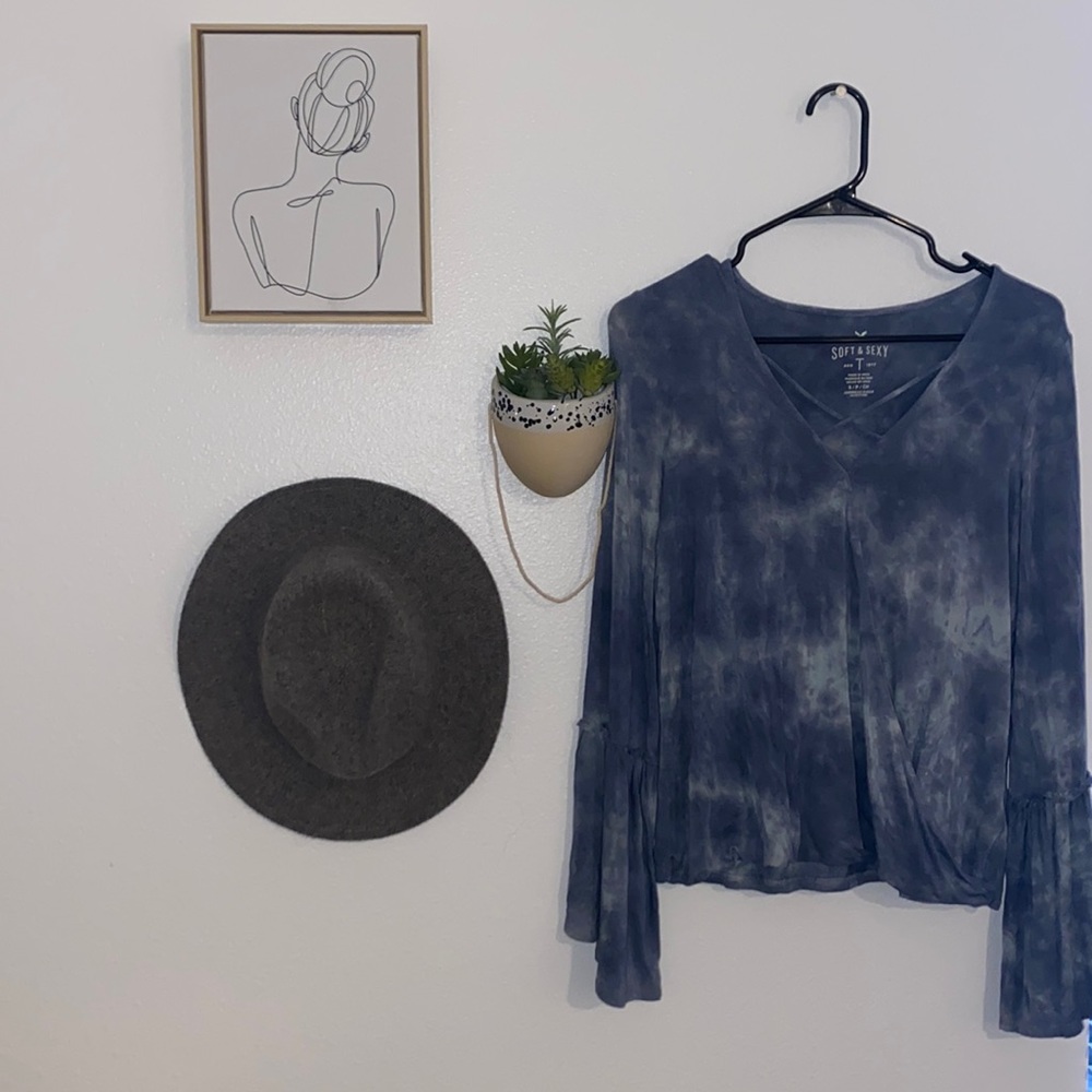 American Eagle Blouse.